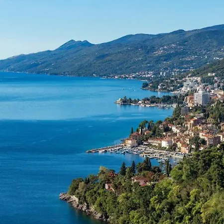 Petite Boudoir * Opatija