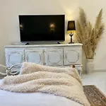 Petite Boudoir אופטיה